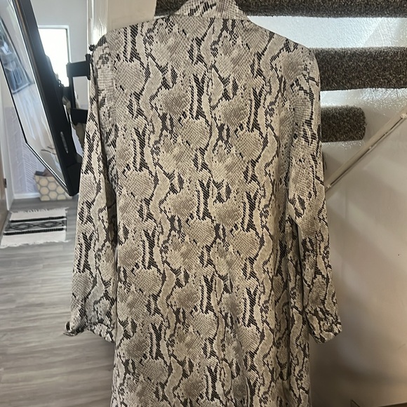 Express Snakeskin Jacket - Picture 6 of 6